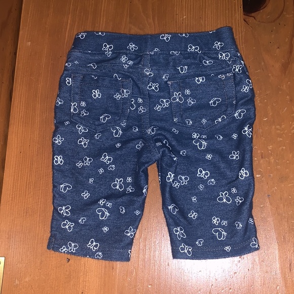 Jumping Beans Baby Girls Denim-Style Shorts with Butterfly Print. Size 12 months - Picture 2 of 3